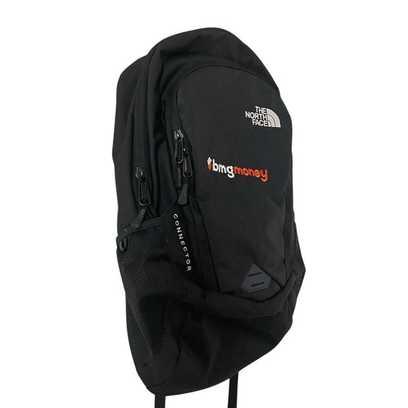 moosejaw north face backpack The Recon Everyday Laptop Backpack, Duck Grn/New Taupe Grn, OSFA | Daypack, Water Repellent, Laptop Sleeve, 2 Water Bottle Pockets cameron you can trust The The North Face Crestone COLOR:XI5